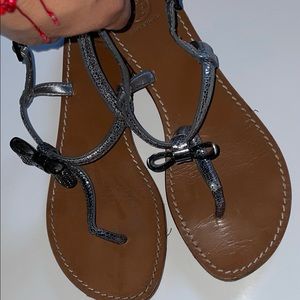 Authentic Tory Burch Thong Sandals Bryn Pave Bow Flat.